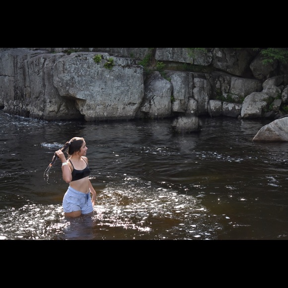 Meet your Posher, Zoey - Picture 1 of 1